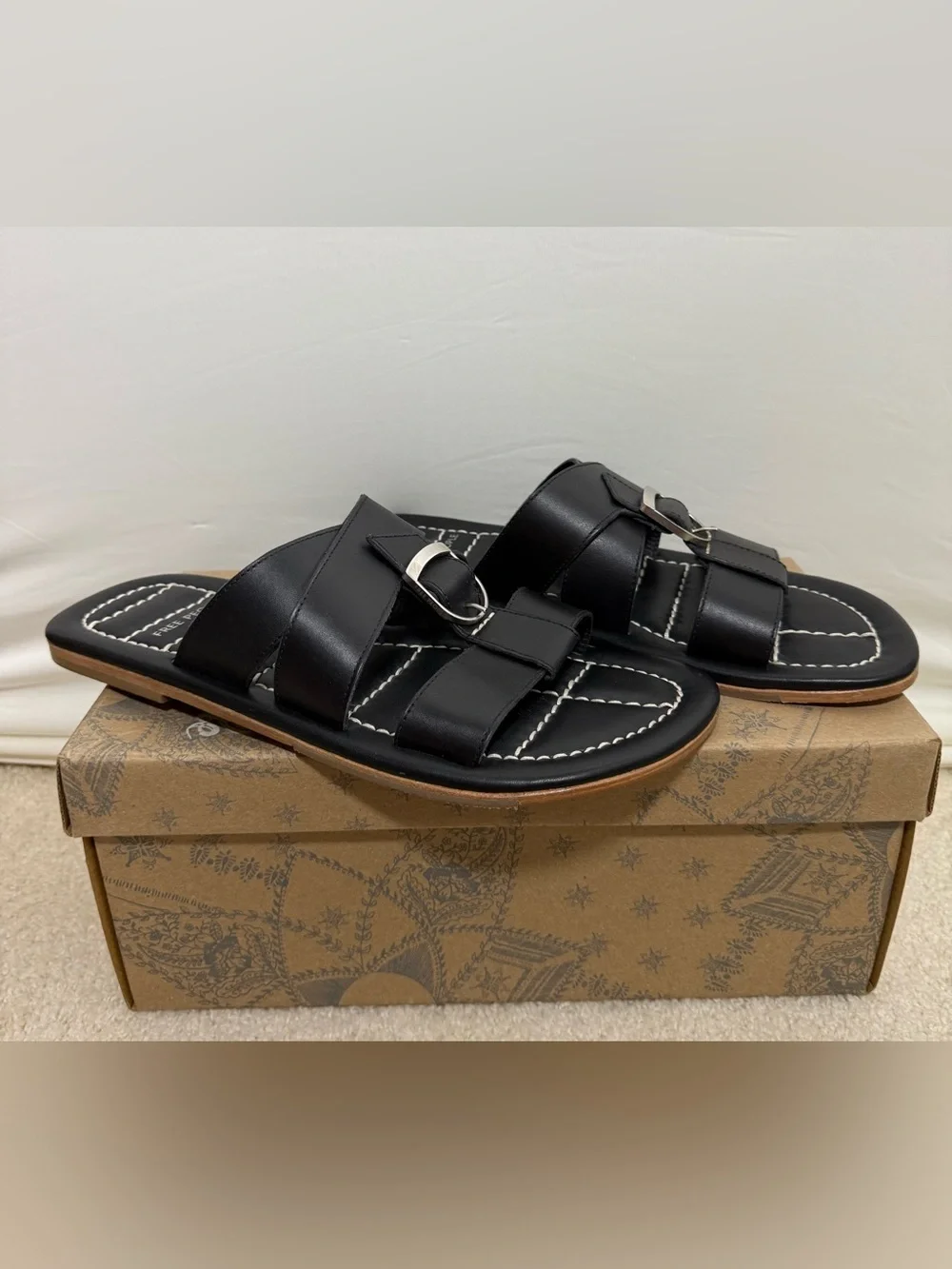 Free People Sloan Buckle Sandals • NIB • Women’s 9.5 - Picture 3 of 5